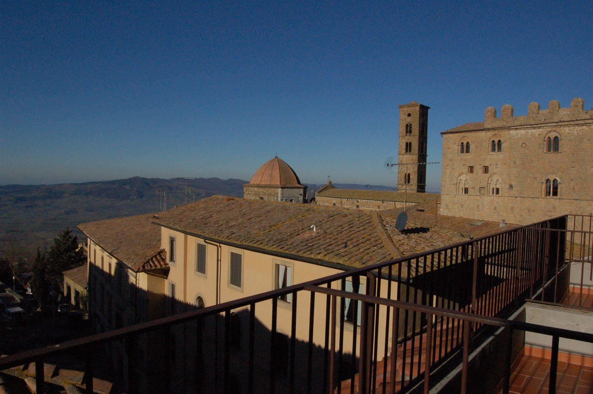 Allegroitalia Nazionale Volterra Hotel Exterior photo