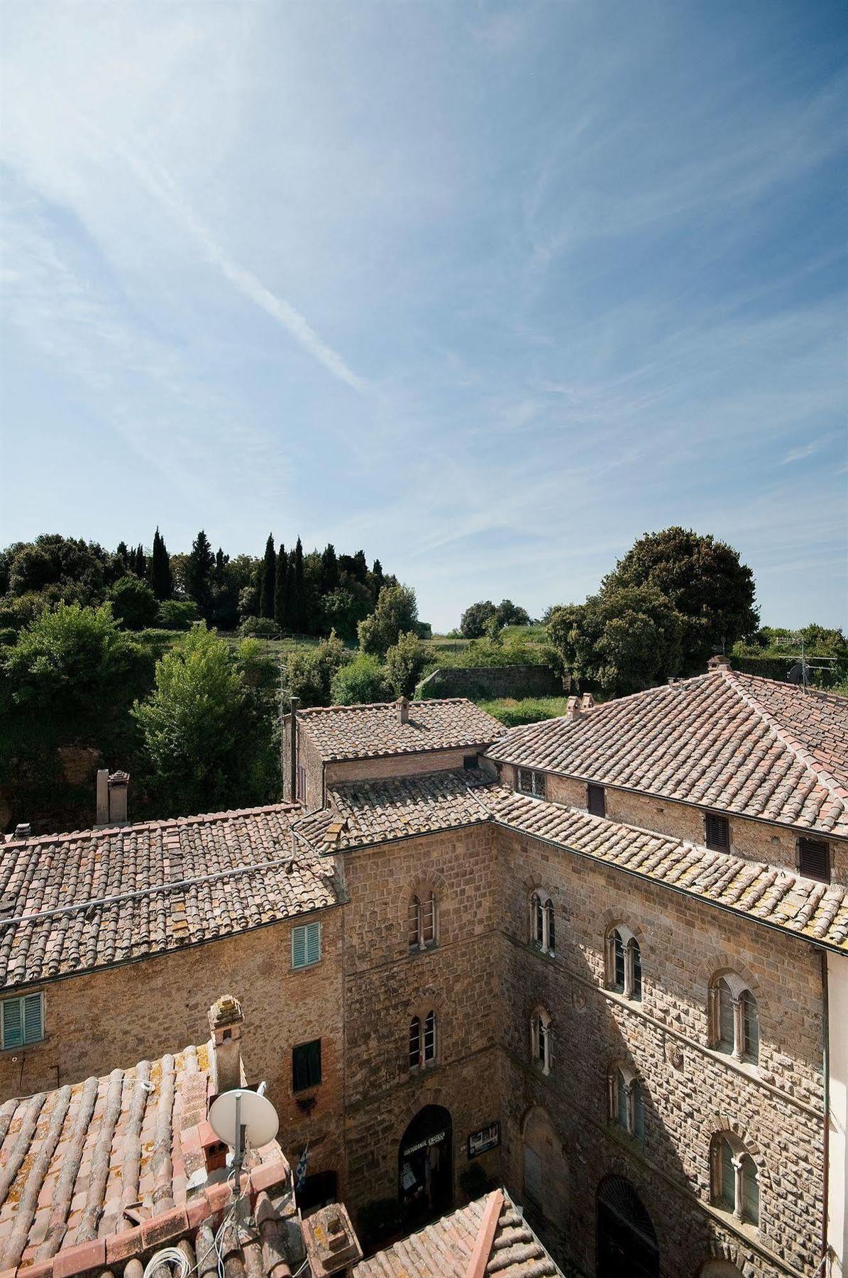 Allegroitalia Nazionale Volterra Hotel Exterior photo